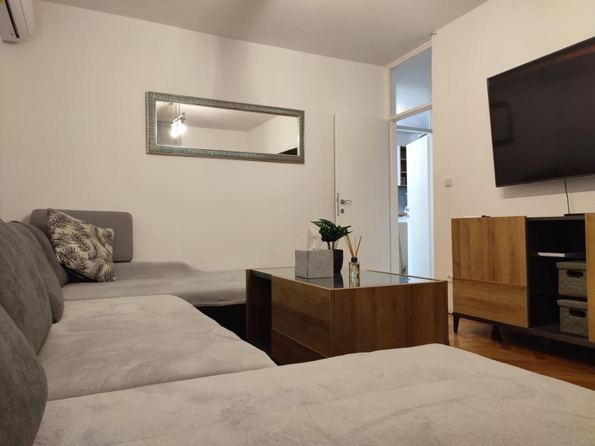 Kaštela Apartman Ivan מראה חיצוני תמונה